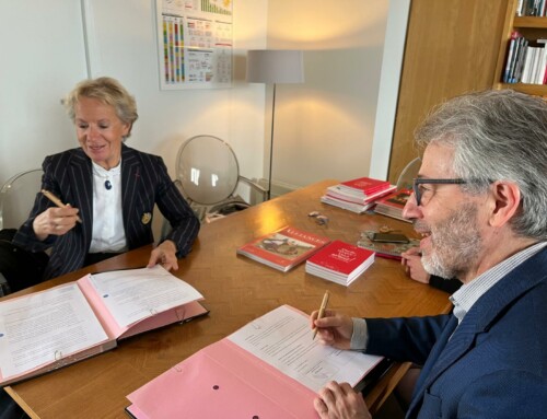 Signature d’une convention de partenariat entre Biblionef et la Fondation des Alliances françaises le 16 avril 2025.